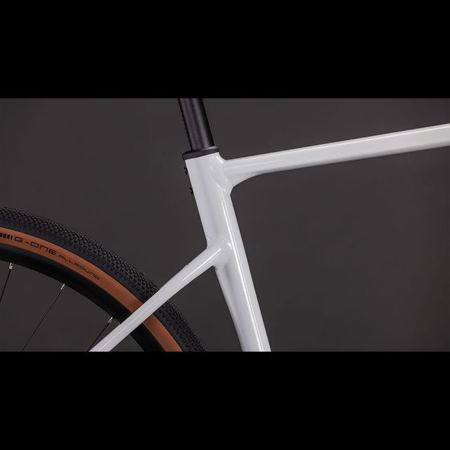 CUBE Nuroad EX gravel-pyörä